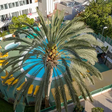 Stylish With Stunning Sea View. Apartamento *